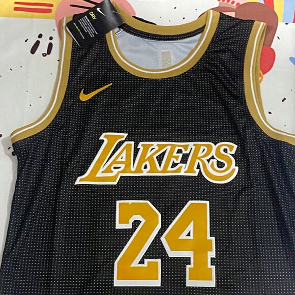 Los Angeles Lakers Player Bryant 24 Black And White Jersey - Picture 2 of 5